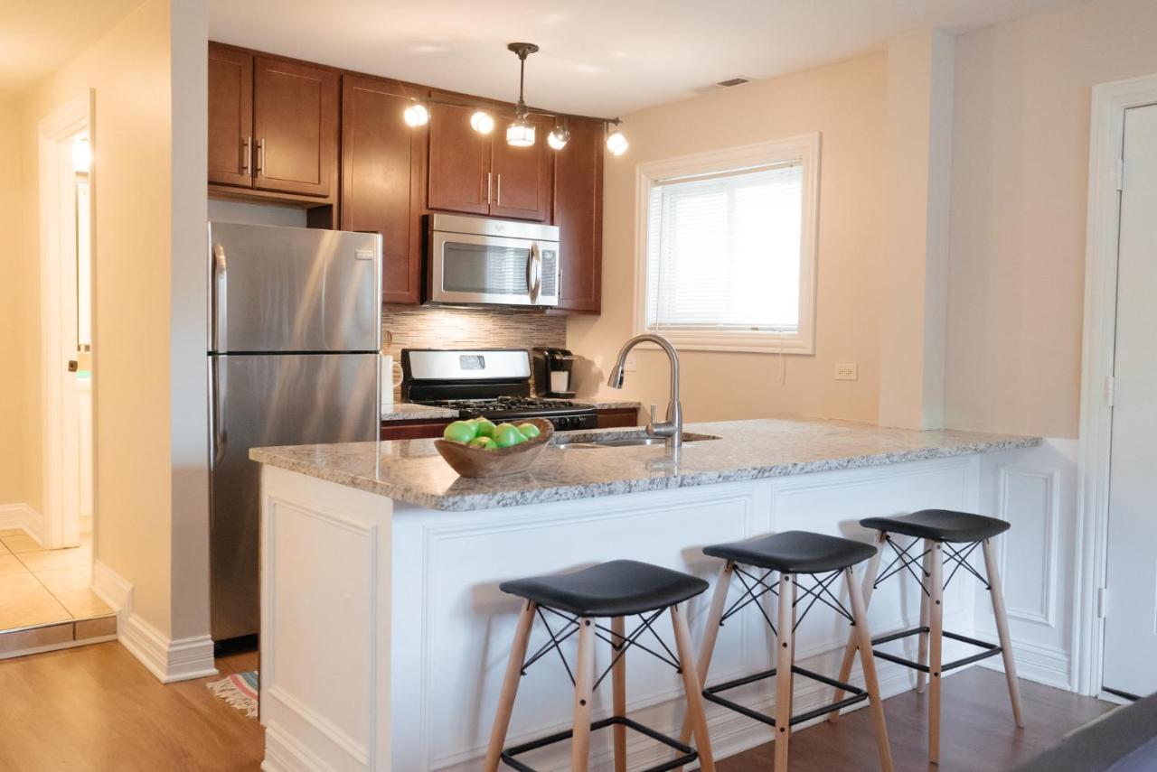 Cozy & Stylish 2Br Apt Near O'Hare Int'L Airport - Central Cozy Dunning 외부 사진