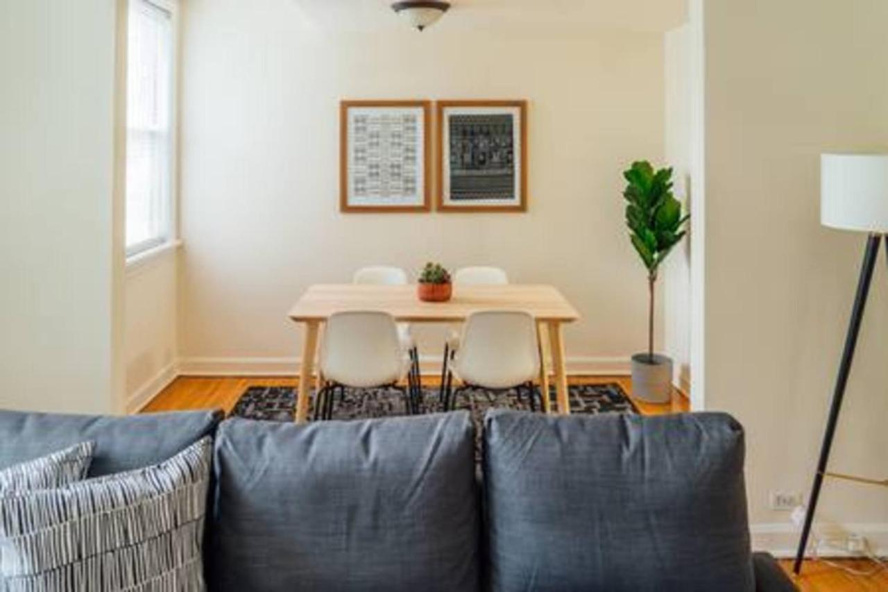 Cozy & Stylish 2Br Apt Near O'Hare Int'L Airport - Central Cozy Dunning 외부 사진